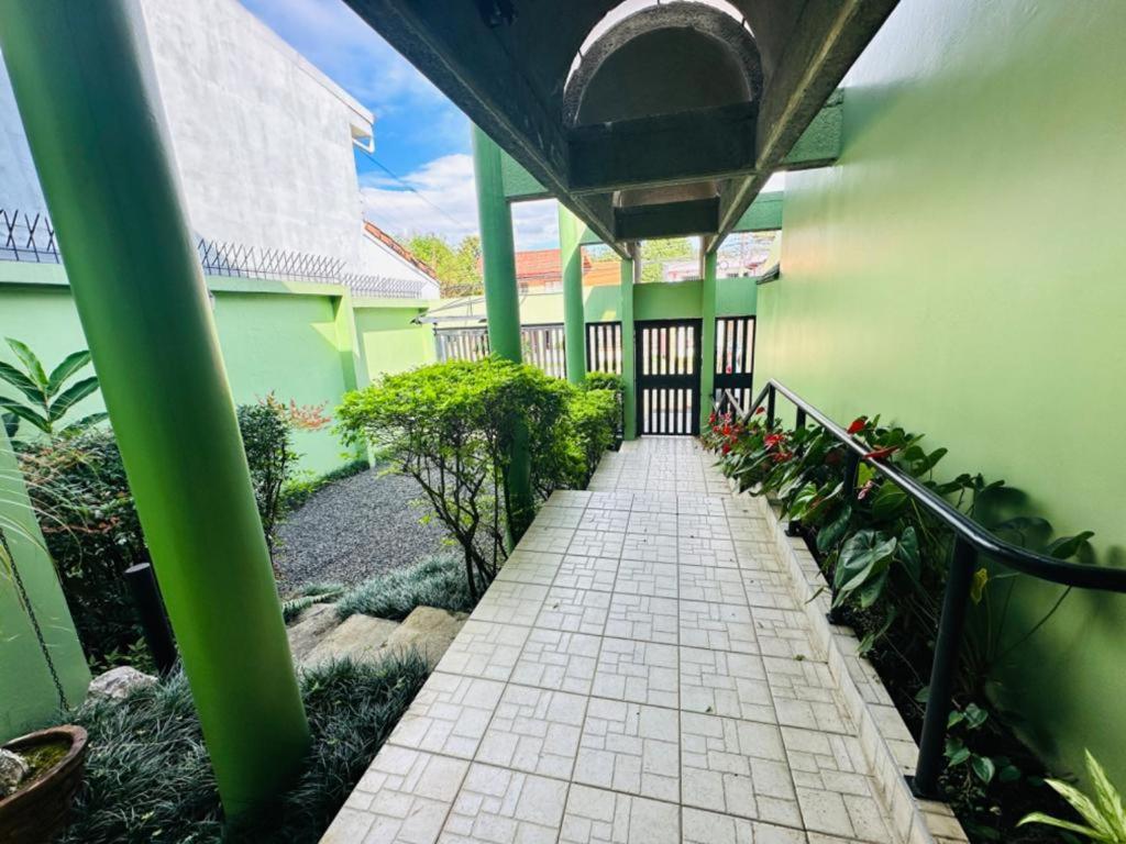 سان هوزيه The Rainier Bed & Breakfast 5 المظهر الخارجي الصورة