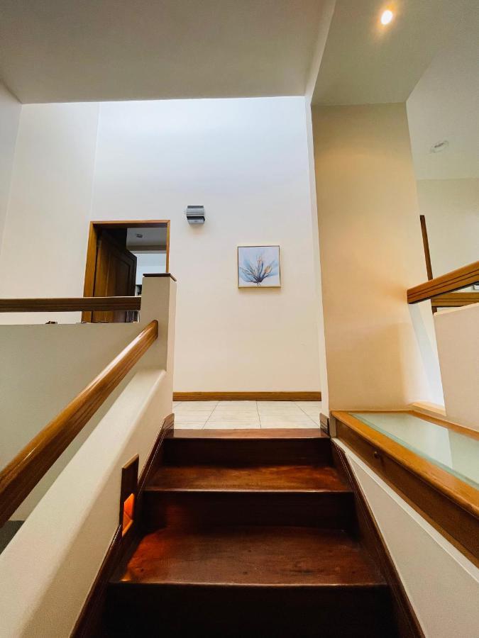 سان هوزيه The Rainier Bed & Breakfast 5 المظهر الخارجي الصورة